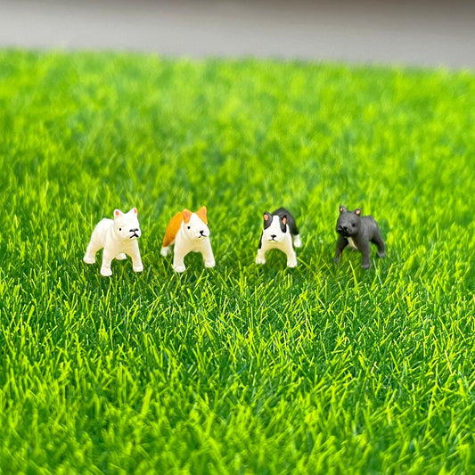 Pit Bull / Bulldog Miniature Dog Figures. 1:64 Scale